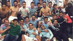 Foto de familia de la plantilla c�ltica en el vestuario tras el triunfo ante el C�rdoba.
