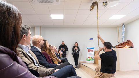Durante el acto hubo una actuacin del artista lucense Abraham Cupeiro