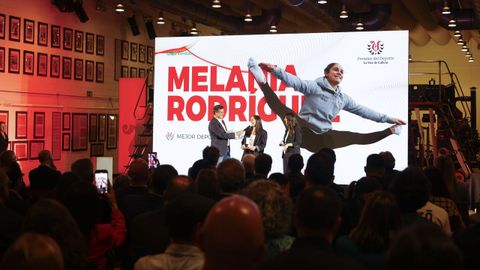 La gimnasta Melania Rodr�guez durante el discurso de agradecimiento del galard�n