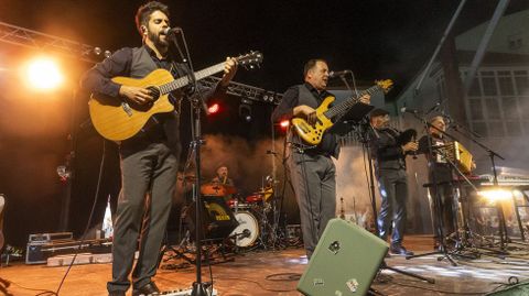 Concerto de A Roda nas festas de Fisterra 
