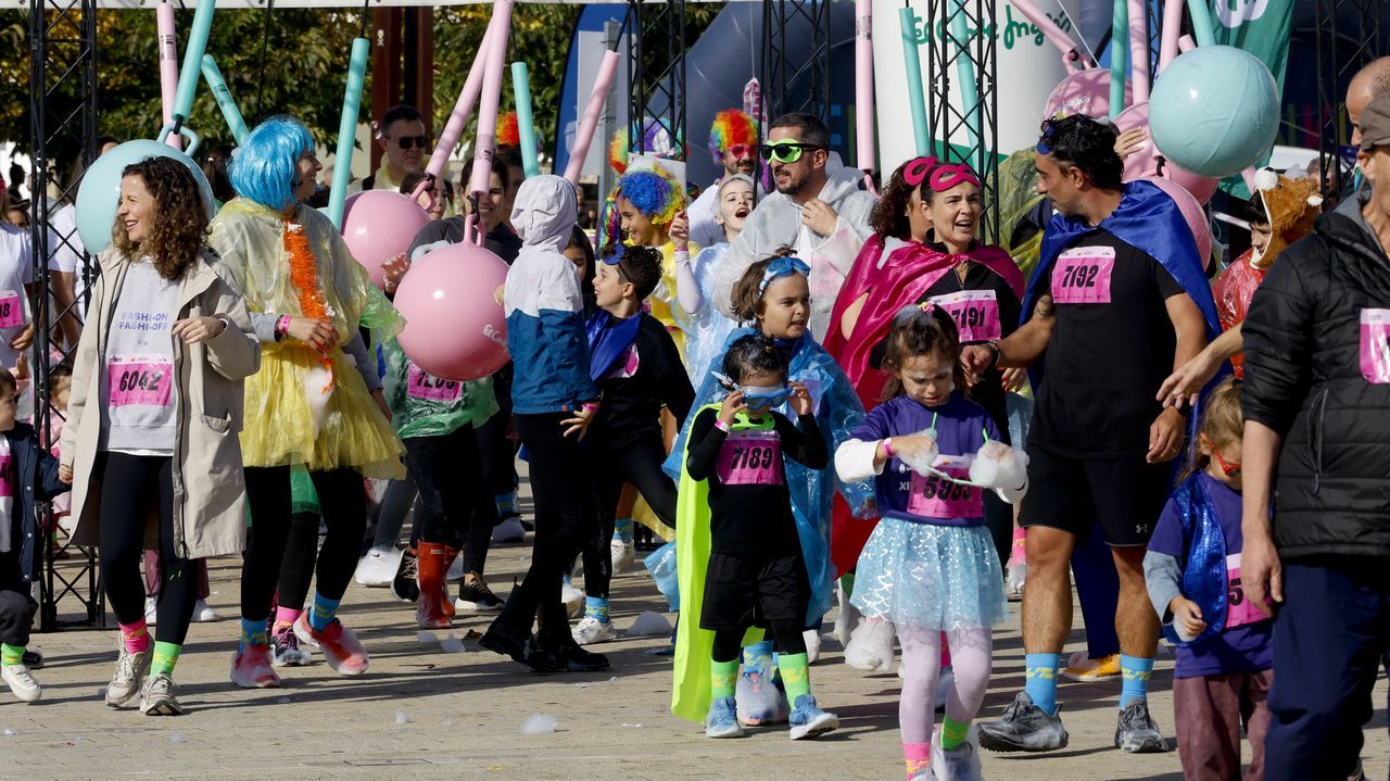 A Coruña se rindió a la fiesta de la inclusión con el récord de 17.000 participantes en la carrera Enki