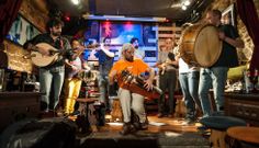 Os Cemp�s coordinan hoxe un obradoiro de baile e tam�n tocar�n no centro cultural vista Alegre. 