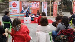 Acto �Hoxe falamos de igualdade�, del PSOE de Pontevedra en la plaza de A Peregrina
