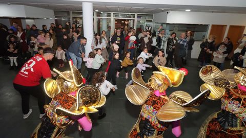 Encendido de las luces navideas en Boiro.