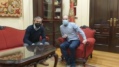 Gonzalo P�rez J�come recibi� este lunes a Jos� Luis Gonz�lez, sucesor de Rafael Rodr�guez Villarino en la alcald�a de Amoeiro