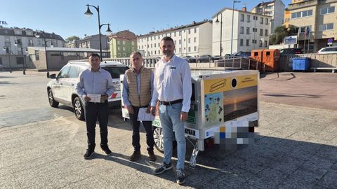 El alcalde, Francisco Charl�n, recibi� el nuevo servicio