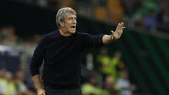 El entrenador del pr�ximo rival del Celta, el Betis, Manuel Pellegrini.