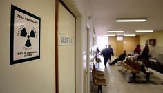 El alcalde considera irrenunciable mantener el nivel de servicios que hist�ricamente presta el centro.