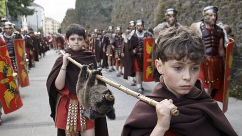 Tropas romanas en el desfile del Arde Lucus