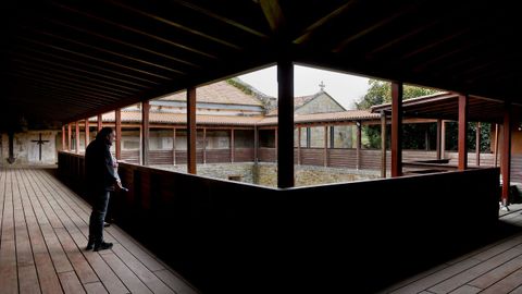 Perspectiva del atrio del monasterio de Bergondo.
