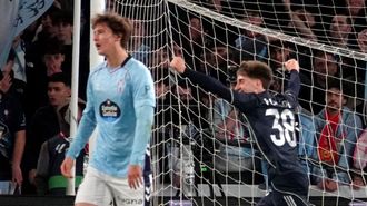 Claudio Gir&aacute;ldez reclam&oacute; una falta sobre Fer L&oacute;pez en el inicio de la jugada del segundo gol del Madrid ante el Celta el pasado viernes.