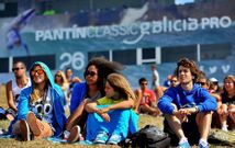 El buen tiempo propicia la asistencia de p�blico desde la apertura del campeonato.