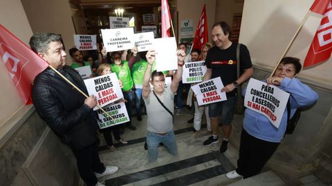 Los sindicatos del Concello de Lugo, accediendo al pleno