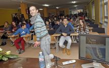 El taekuondista �lex Vidal asisti� al acto para compartir su experiencia con los alumnos. 