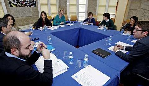 El comit� organizador del congreso provincial del PP de Pontevedra se reuni� ayer por la tarde.