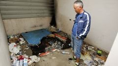 Okupas, incendios y zarzas desesperan a los residentes de Ciudad Jard�n