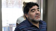 Maradona pasa por quirfano