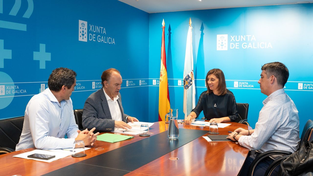 Vázquez y Crespo abordan nuevos proyectos de saneamiento