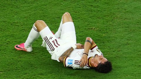 Yeremi Pino, tras lesionarse durante el partido entre Espa�a y Uruguay