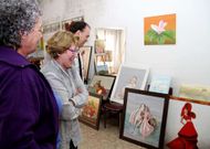 Crespo conoci� los trabajos del curso de pintura del colectivo.