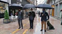 El alcalde de Oviedo, Alfredo Canteli; el concejal de Urbanismo e Infraestructuras, Ignacio Cuesta; y el concejal de Seguridad Ciudadana, Jos� Ram�n Prado, visitan los carriles bici que se han habilitado en la ciudad