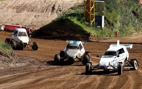 El circuito de Carballo present� un inmejorable aspectos para las 29 tandas realizadas.