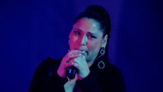 Momento en el que Rosa L�pez se pierde en la canci�n en �Operaci�n Triunfo�