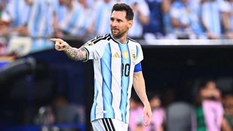 Leo Messi, celebrando uno de sus goles ante Argelia.