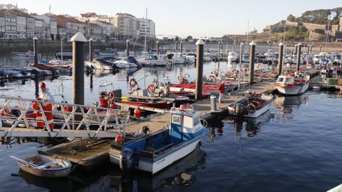 Imagen de los pantalanes de la flota pesquera