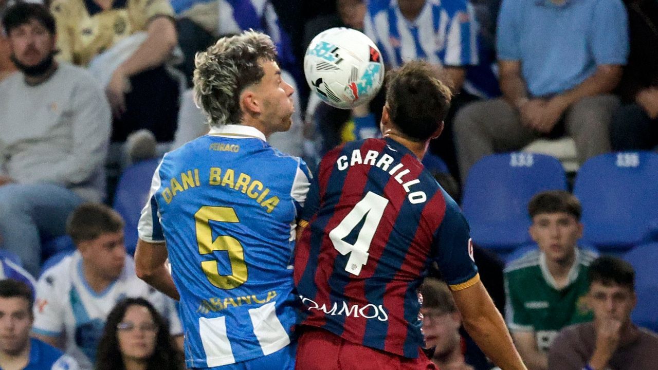 Vota y opina: ¿Se ha ganado Dani Barcia seguir como titular en el Deportivo?