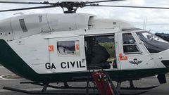 Helicptero de la Guardia Civil en un vuelo de vigilancia