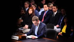 �Se�or Zuckerberg: �Puede decirnos d�nde durmi� anoche?�