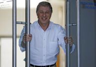 El director del Sime�n cree que fue elegido sin necesidad de �padrinos�. 
