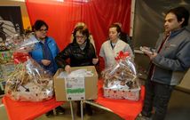 El creador de Makoki, el dibujante de c�mics Miguel Gallardo, habl� ayer en la UNED sobre sus �ltimas publicaciones, que hoy estar� firmando en Alita C�mics en el Orz�n. 