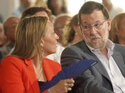 Rajoy, en su mitin en Vigo con Elena Mu�oz. 