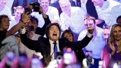 Javier Milei tras su victoria en las legislativas.