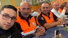 Miembros de la Agrupaci�n de Voluntarios de Protecci�n Civil de Sandi�s.