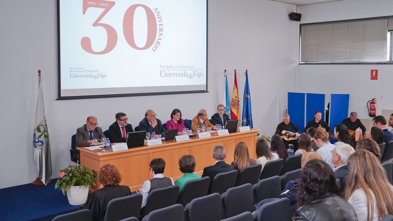 Fisioterapia celebra 30 años de servicio a la sociedad desde el campus