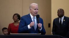 Joe Biden recuerda a los ca�dos desde Columbia, Carolina del Sur, el domingo.