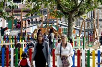 El alquiler y mantenimiento del parque infantil de la Compa��a cuesta 7.000 euros por trimestre.