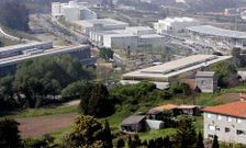 La ampliaci�n del campus se har� respetando los n�cleos tradicionales contiguos.