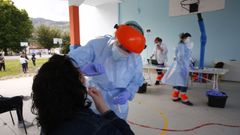 El CEIP O Carballal, de Mar�n, fue uno de los tres colegios del municipio donde se hizo este lunes un cribado