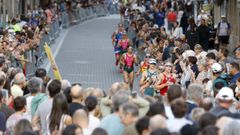 La ciudad sali&oacute; a la calle para arropar a los triatletas. En la imagen, la final femenina del s&aacute;bado por la tarde