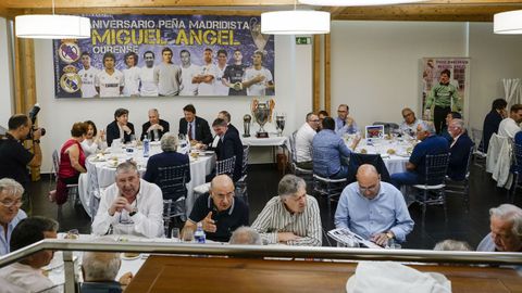 Primer encuentro celebrado en la Pea Miguel ngel tras el fallecimiento del mtico portero