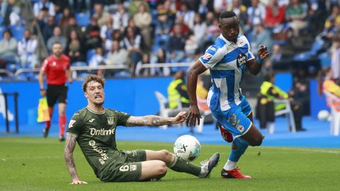 Bil Nsongo, durante el Deportivo-Legan&eacute;s en Abanca Riazor