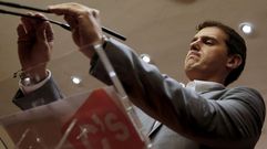 Rivera se�ala a Rajoy y a S�nchez. El l�der de Ciudadanos entiende que el discurso real iba dirigido al PP y al PSOE porque �son otros los que mantienen el bloqueo�, seg�n dijo Rivera en Madrid. 