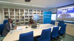 O secretario xeral de Pol�tica Ling��stica, Valent�n Garc�a, e a directora xeral de Xuventude, Cristina Pichel, na organizaci�n do concurso