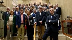 El presidente del Colegio de M�dicos de Pontevedra, Isidro Lago, a la derecha, en el homenaje de este s�bado a los facultativos jubilados