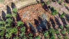 Una vista del �cairn� o c�rculo de piedras de A Muradella antes de las excavaciones arqueol�gicas del pasado verano