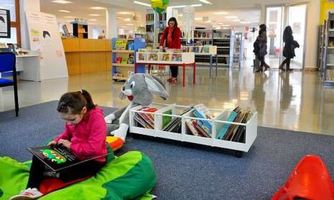 El centro acoger� el pr�ximo lunes un cuentacuentos para beb�s con el que arrancan los actos.